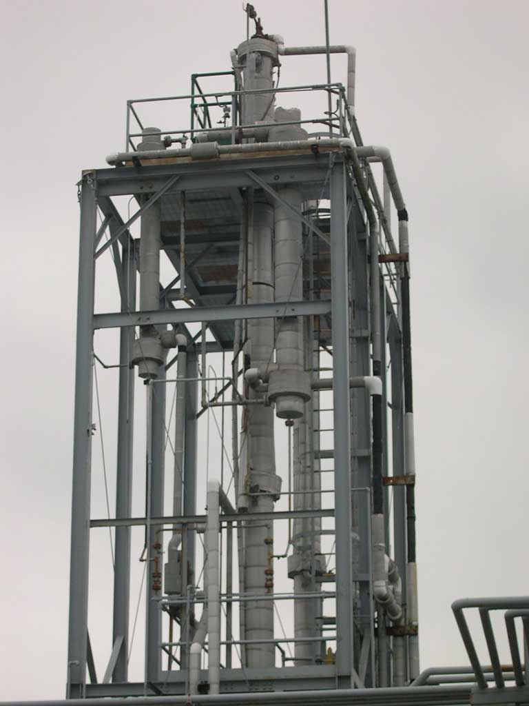 Purification of Refrigerant Mixtures