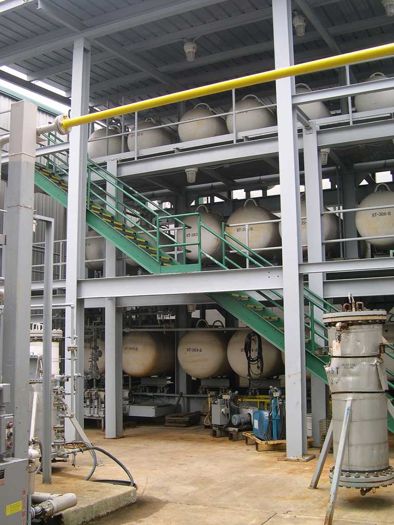 Purification of Refrigerant Mixtures